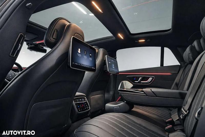 Second-hand Mercedes EQS450+ AMG line 244 kW (333 CP) 2022 Culoarerosu Berlinǎ