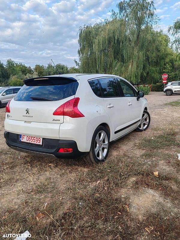 Second-hand Peugeot 3008 163 CP (119 kW) 2012 Culoarealb Break
