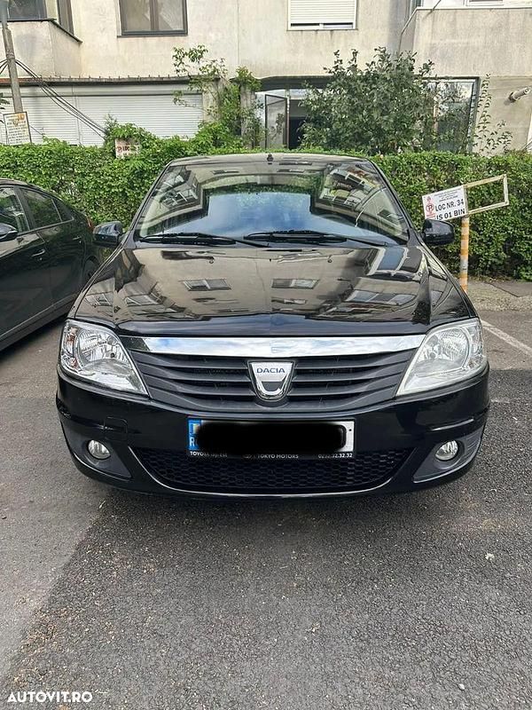 Culoarenegru Utilizat 2011 Dacia Logan Berlinǎ | 2.700 EUR (Preț OK) - Imagine 1/4