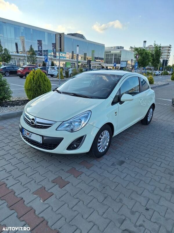 Alb Utilizat 2011 Opel Corsa Van | 2.890 EUR (Preț bun) - Imagine 1/4