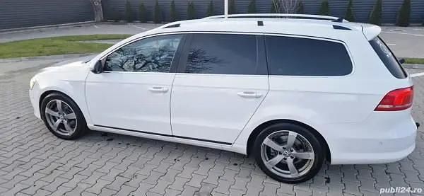 Second-hand VW Passat 120 CP (88 kW) 2012 Alb Berlinǎ