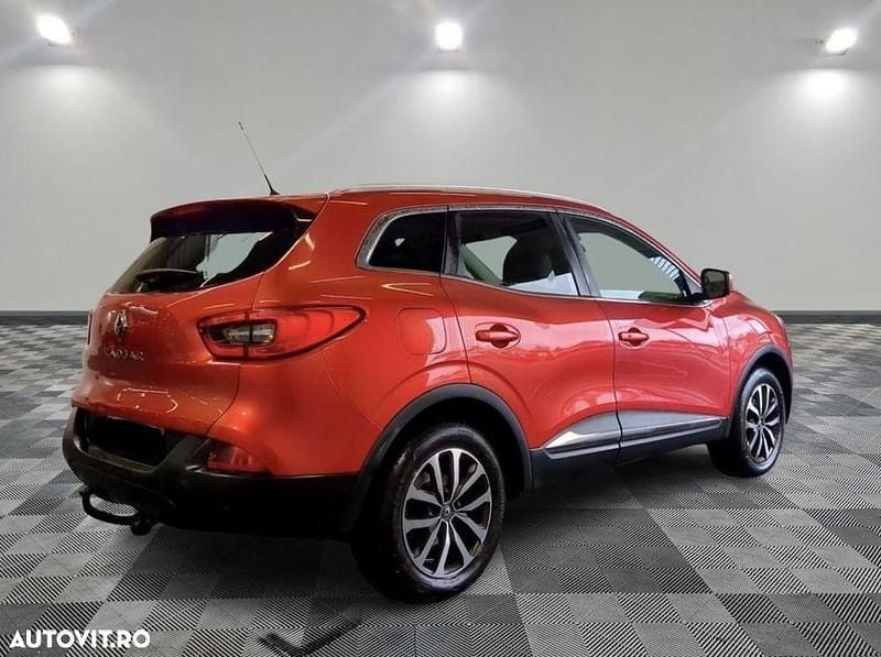 Second-hand Renault Kadjar 130 CP (95 kW) 2016 Culoarerosu SUV