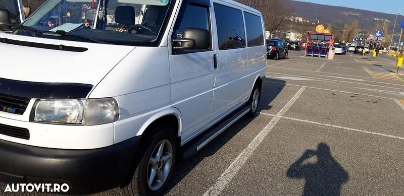 Second-hand VW Transporter 102 CP (75 kW) 2002 Culoarealb Van