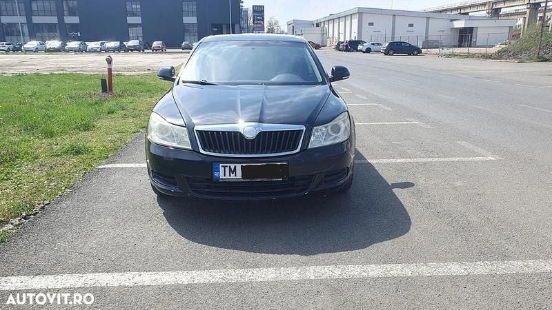 Culoarenegru Utilizat 2010 Skoda Octavia Ambiente Berlinǎ | 5.300 EUR (Preț OK) - Imagine 1/4
