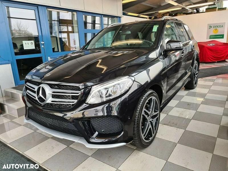 Culoarenegru Utilizat 2017 Mercedes GLE350 SUV | 26.999 EUR (Preț bun) - Imagine 1/4