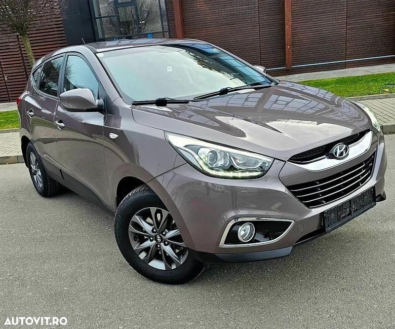 Second-hand Hyundai ix35 Finale 136 CP (100 kW) 2016 Culoaremaro SUV