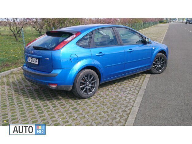Second-hand Ford Focus 135 CP (99 kW) 2007 Albastru Hatchback