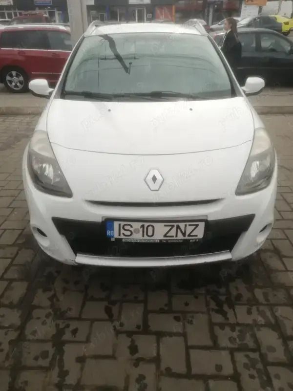 Utilizat 2011 Renault Clio II Hatchback | 2.400 EUR (Super Preț) - Imagine 1/4