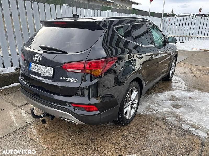 Second-hand Hyundai Santa Fe 200 CP (147 kW) 2017 Culoarenegru SUV