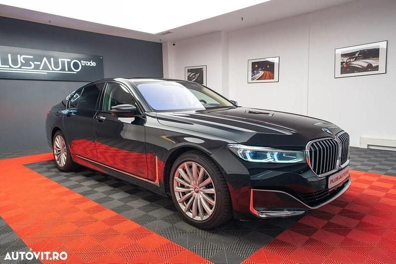 Culoarenegru Utilizat 2022 BMW 740 Comfort Edition Berlinǎ | 54.800 EUR (Super Preț) - Imagine 1/4