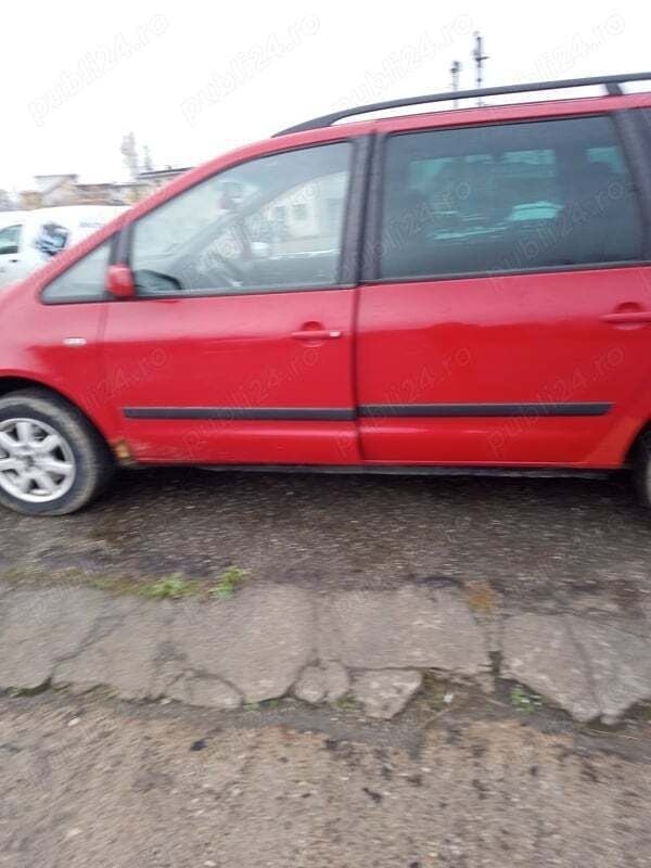 Utilizat 2002 VW Sharan Monovolum | 1.400 EUR - Imagine 1/4