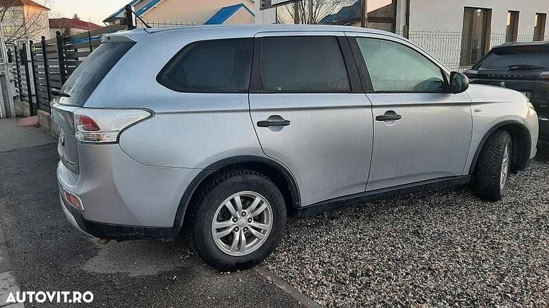 Second-hand Mitsubishi Outlander Invite+ 150 CP (110 kW) 2015 Culoaregri SUV