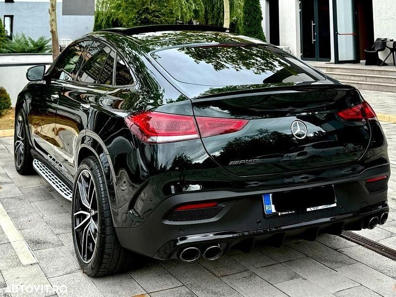 Culoarenegru Utilizat 2023 Mercedes GLE400 AMG line Coupe | 37.900 EUR - Imagine 1/4
