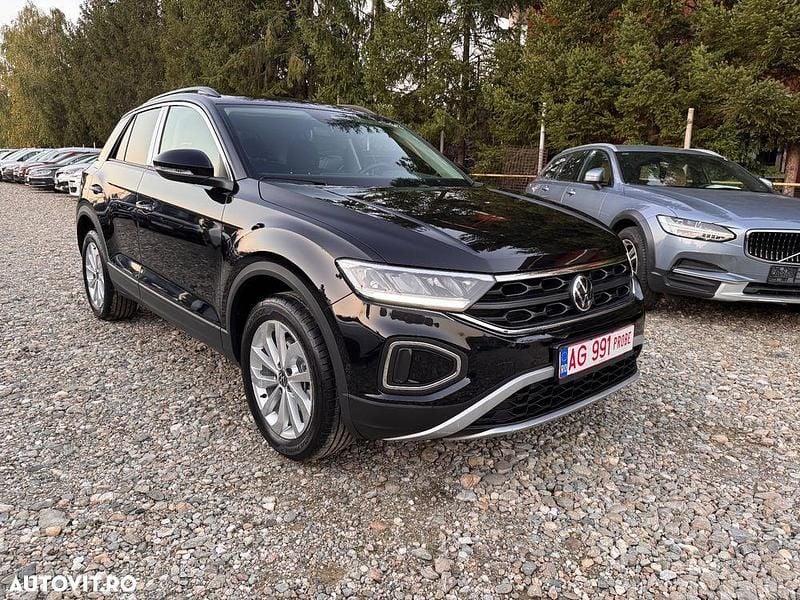 Nouă VW T-Roc Style 150 CP (110 kW) 2025 Culoarenegru SUV