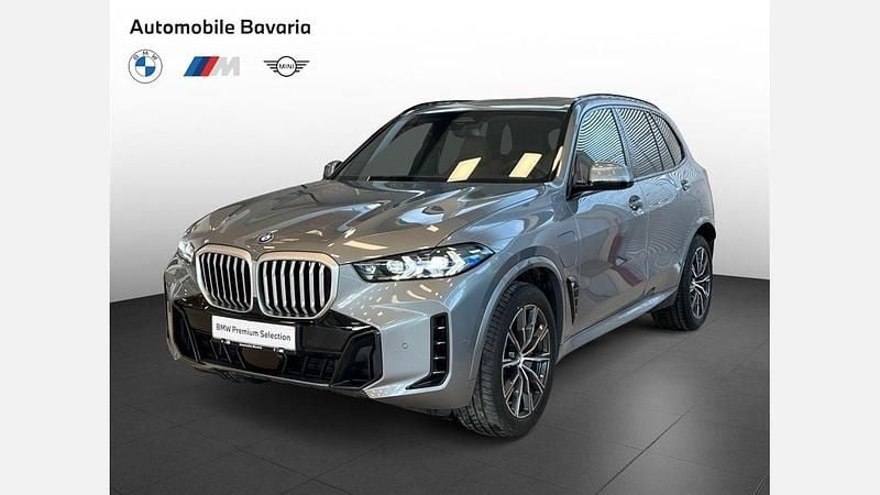 Gri skyscraper metalizat metalizat Second-hand 2025 BMW X5 Comfort Edition SUV | 89.274 EUR (Preț OK) - Imagine 1/4