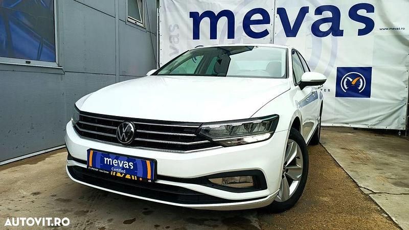 Culoarealb Utilizat 2020 VW Passat Trendline Berlinǎ | 14.490 EUR (Super Preț) - Imagine 1/4