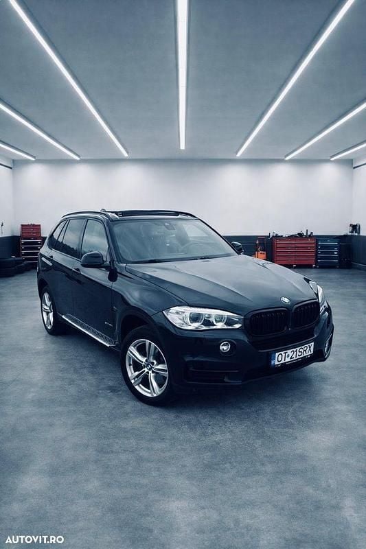 Second-hand BMW X5 Sport Line 258 CP (189 kW) 2014 Culoarenegru SUV