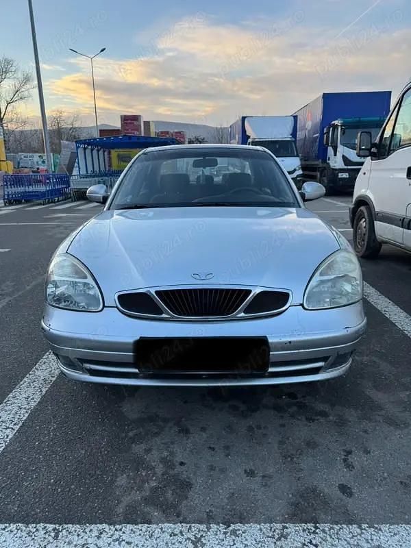 Argintiu Utilizat 2005 Chevrolet Nubira Berlinǎ | 850 EUR - Imagine 1/4
