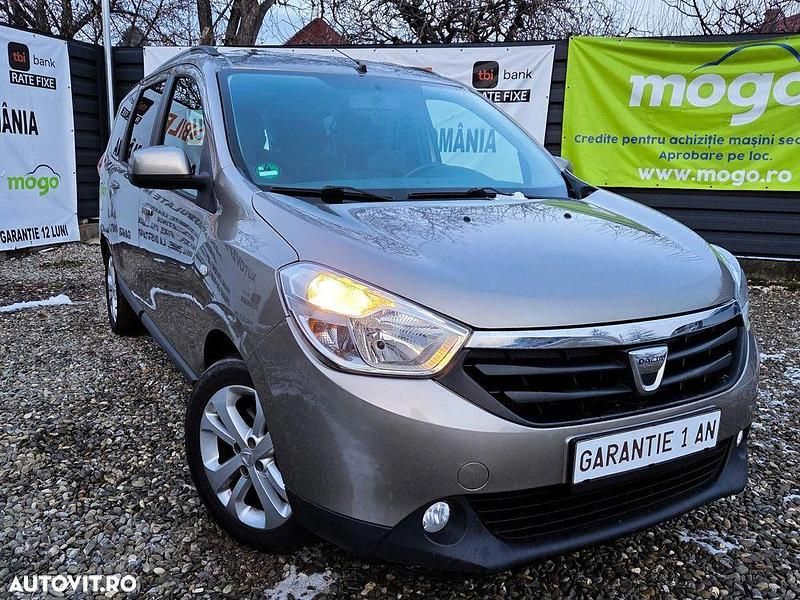 Second-hand Dacia Lodgy Prestige 109 CP (80 kW) 2015 Culoaremaro Monovolum