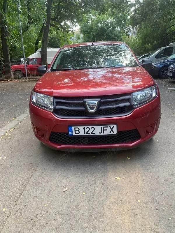Utilizat 2015 Dacia Sandero Hatchback | 370 EUR - Imagine 1/4