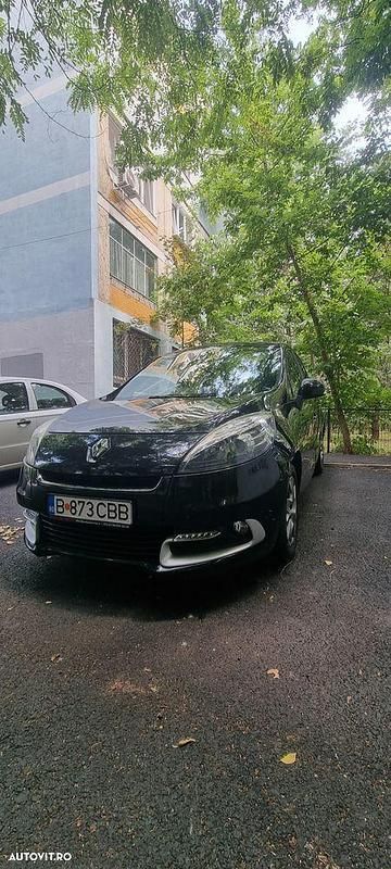 Negru Utilizat 2012 Renault Scénic III Monovolum | 4.300 EUR (Preț OK) - Imagine 1/4