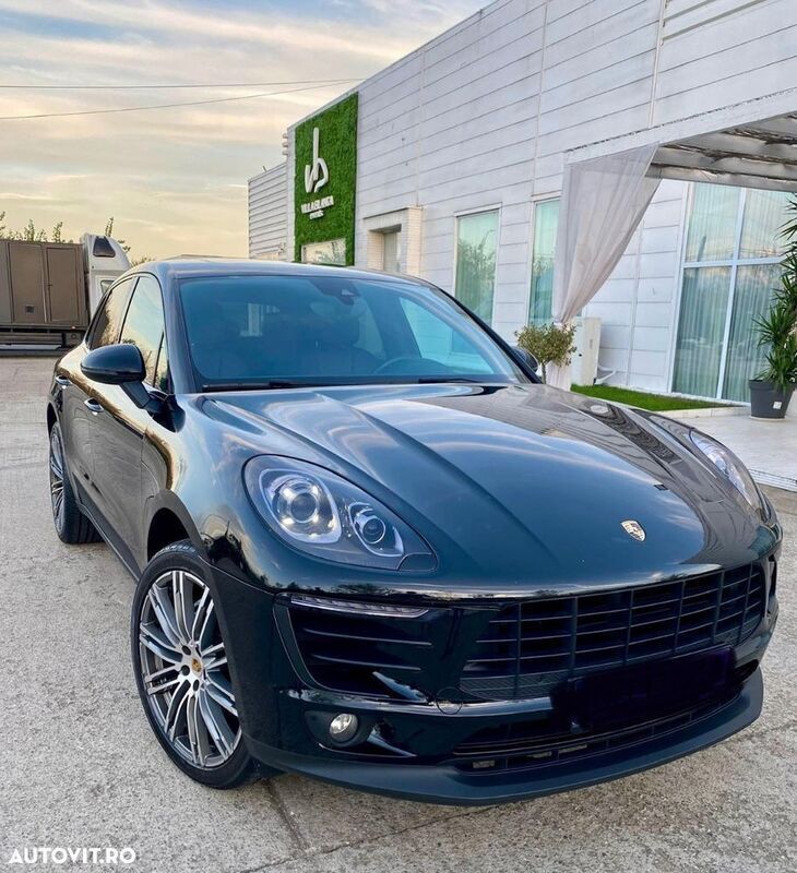 Negru Utilizat 2018 Porsche Macan SUV | 26.999 EUR - Imagine 1/4