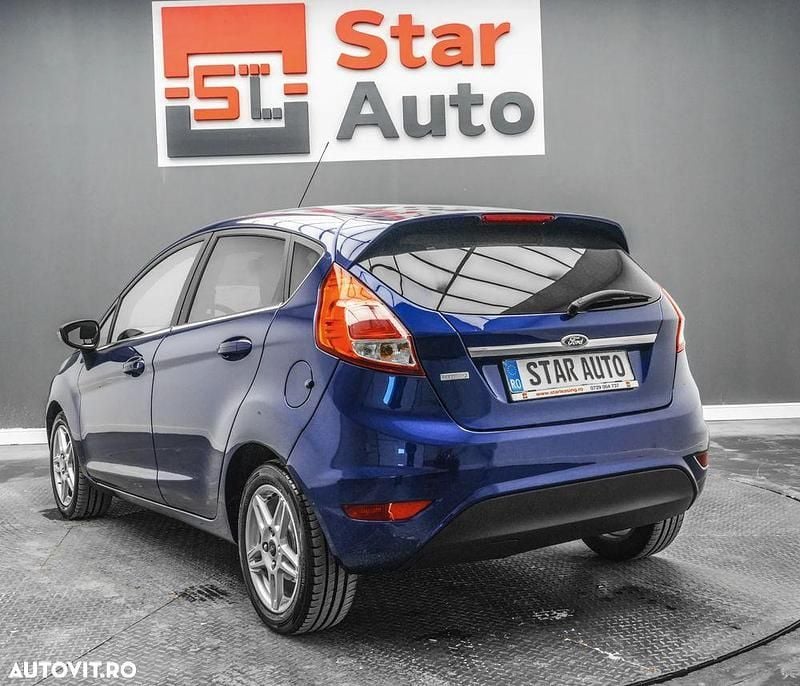 Second-hand Ford Fiesta Titanium 100 CP (73 kW) 2015 Culoarealbastru Hatchback