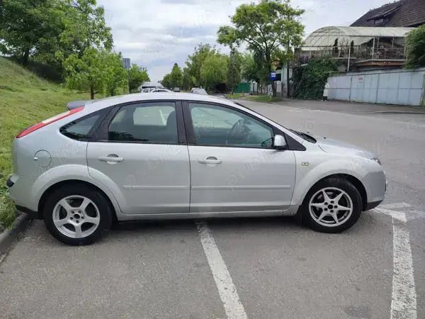 Utilizat 2006 Ford Focus Berlinǎ | 1.850 EUR (Preț OK) - Imagine 1/4