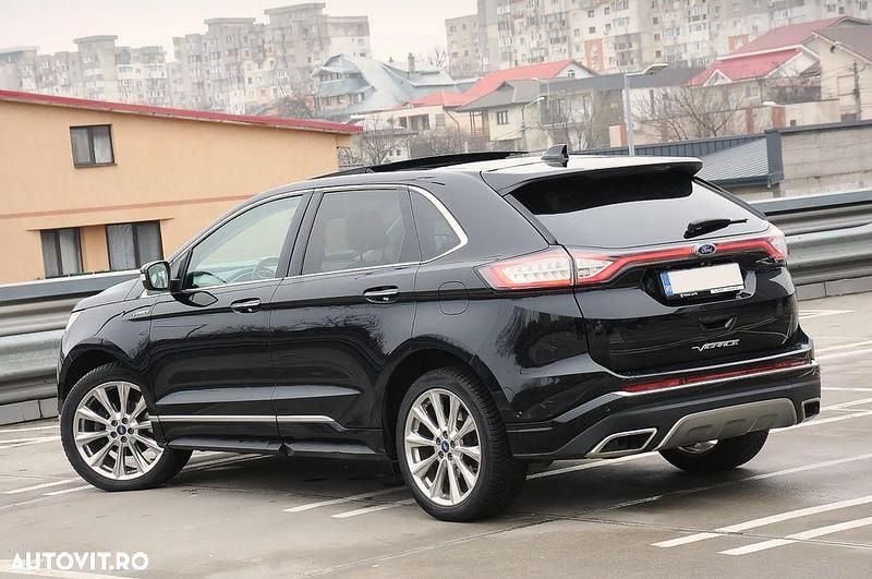 Second-hand Ford Edge Vignale 210 CP (154 kW) 2017 Culoarenegru SUV