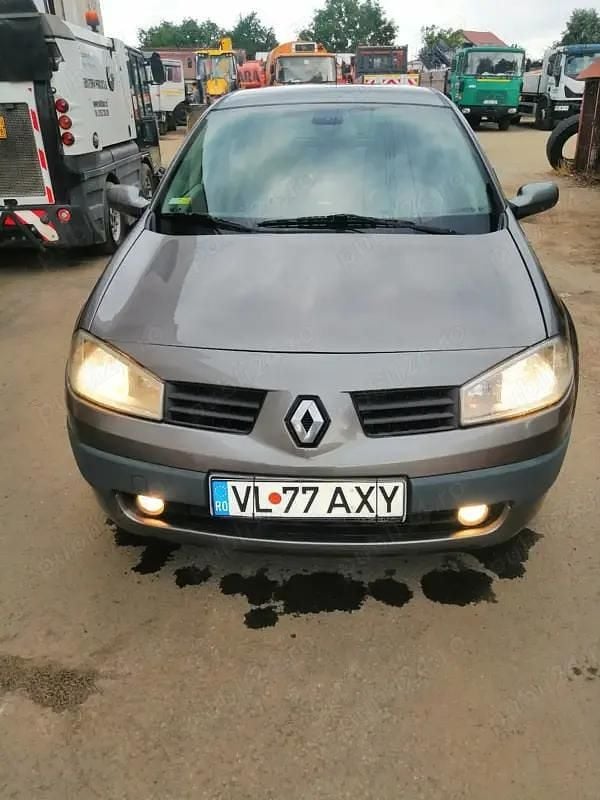 Utilizat 2004 Renault Mégane II Berlinǎ | 6.000 EUR - Imagine 1/4