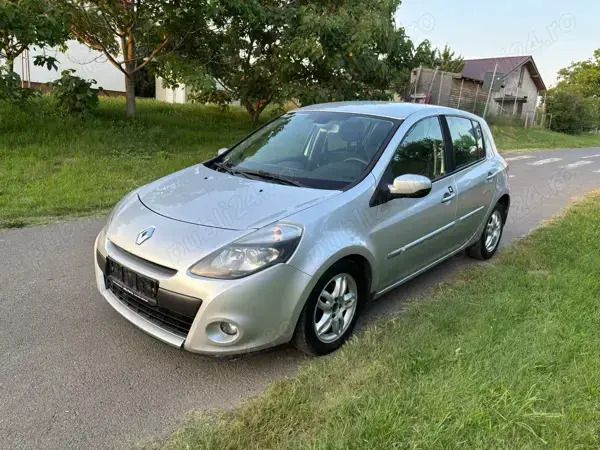 Gri Utilizat 2010 Renault Clio II Hatchback | 2.350 EUR - Imagine 1/4