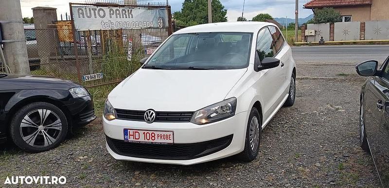 Alb Utilizat 2011 VW Polo Life Hatchback | 2.490 EUR (Preț bun) - Imagine 1/4