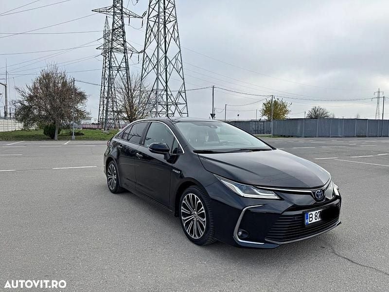 Culoarenegru Utilizat 2020 Toyota Corolla Team Berlinǎ | 19.900 EUR (Preț OK) - Imagine 1/4