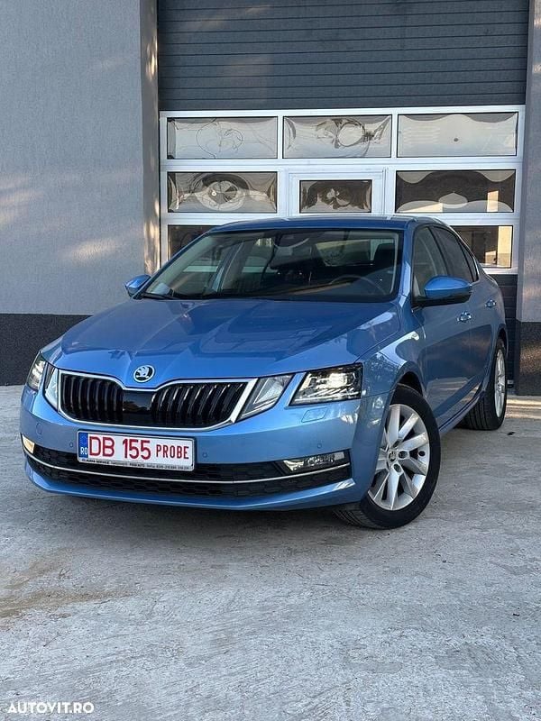 Culoarealbastru Utilizat 2017 Skoda Octavia Ambition Berlinǎ | 13.500 EUR (Preț OK) - Imagine 1/4