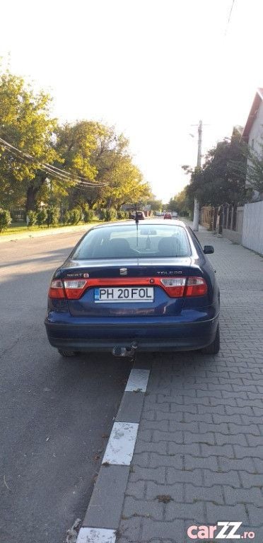 Second-hand Seat Toledo 105 CP (77 kW) 2004 Albastru Berlinǎ