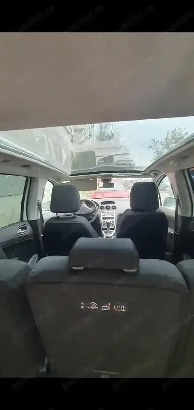 Alb Utilizat 2010 Peugeot 308 Break | 2.390 EUR (Preț bun) - Imagine 1/4