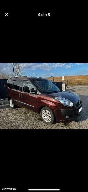 Culoarerosu Utilizat 2011 Fiat Doblò Active Monovolum | 4.400 EUR (Preț OK) - Imagine 1/4