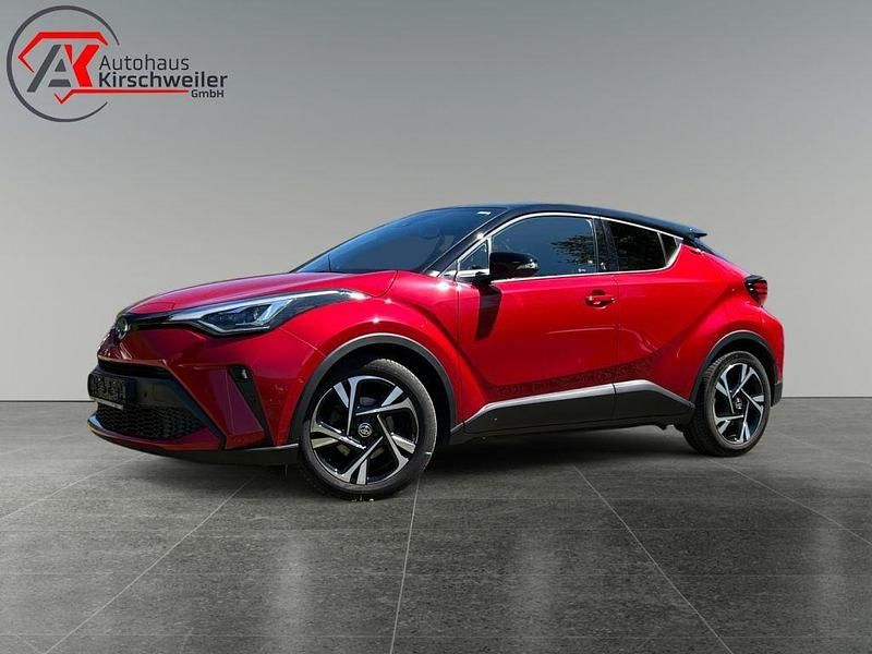 Utilizat 2023 Toyota C-HR SUV | 31.791 EUR - Imagine 1/1