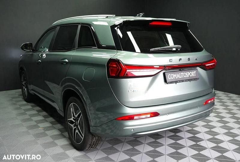 Second-hand DFSK E5 174 CP (127 kW) 2024 Verde SUV