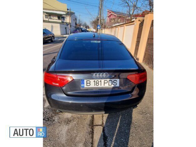 Second-hand Audi A5 Comfort 245 CP (180 kW) 2013 Albastru Coupe