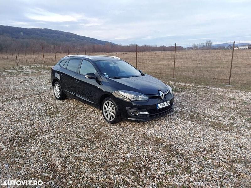 Culoarenegru Second-hand 2015 Renault Mégane GrandTour LIMITED Break | 5.200 EUR (Preț bun) - Imagine 1/4