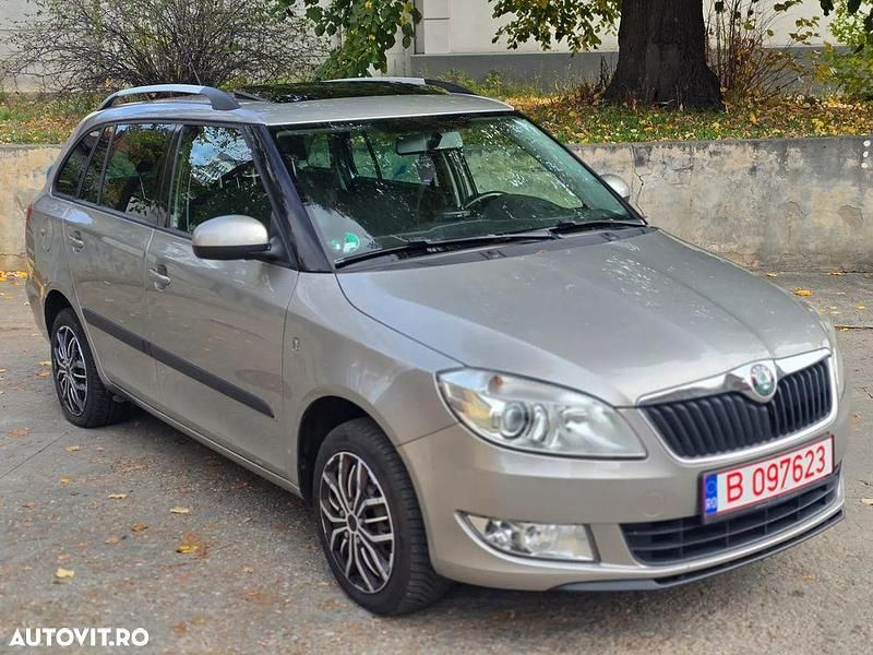 Culoaregalbeuriu Utilizat 2013 Skoda Fabia Elegance Break | 4.200 EUR - Imagine 1/4