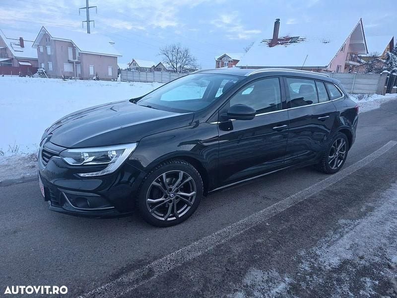 Culoarenegru Utilizat 2017 Renault Mégane GrandTour Break | 7.990 EUR (Preț OK) - Imagine 1/4