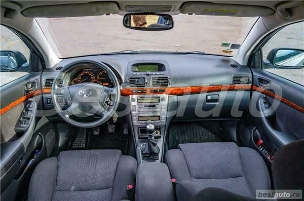 Second-hand Toyota Avensis T2 177 CP (130 kW) 2005 Gri Break