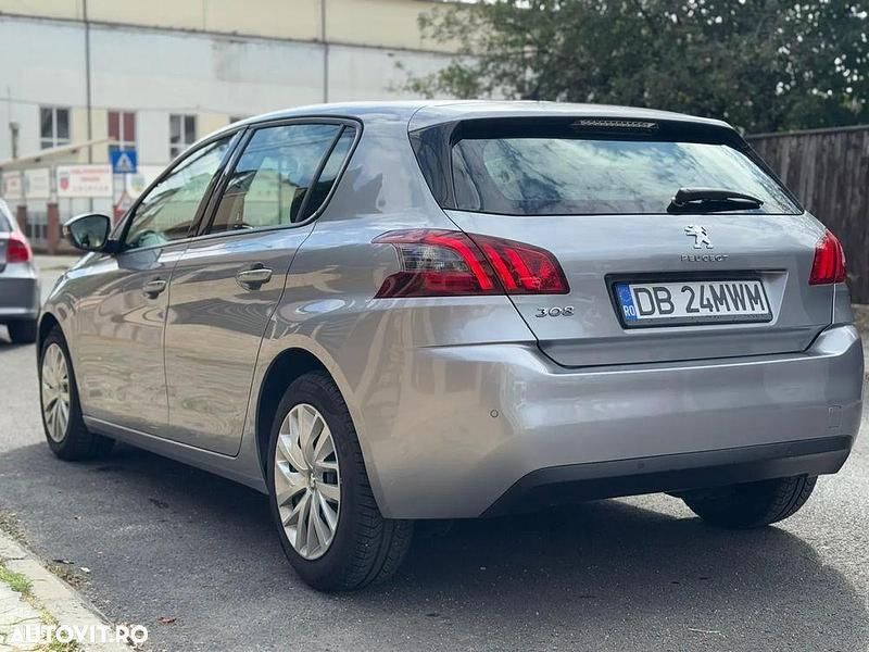 Second-hand Peugeot 308 Style 130 CP (95 kW) 2018 Culoaregri Hatchback