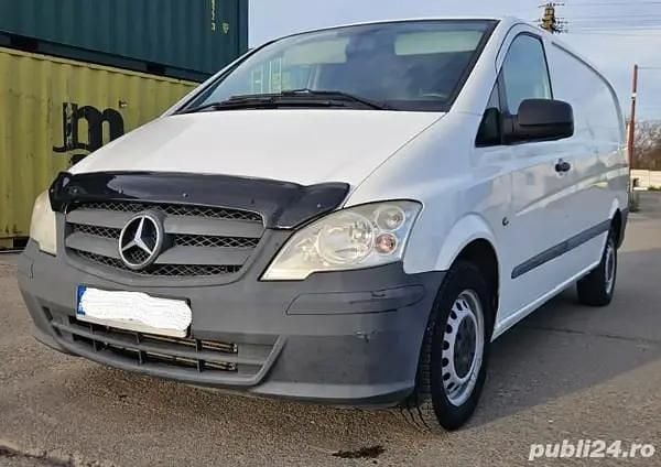 Alb Utilizat 2011 Mercedes Vito Van | 6.600 EUR (Super Preț) - Imagine 1/4