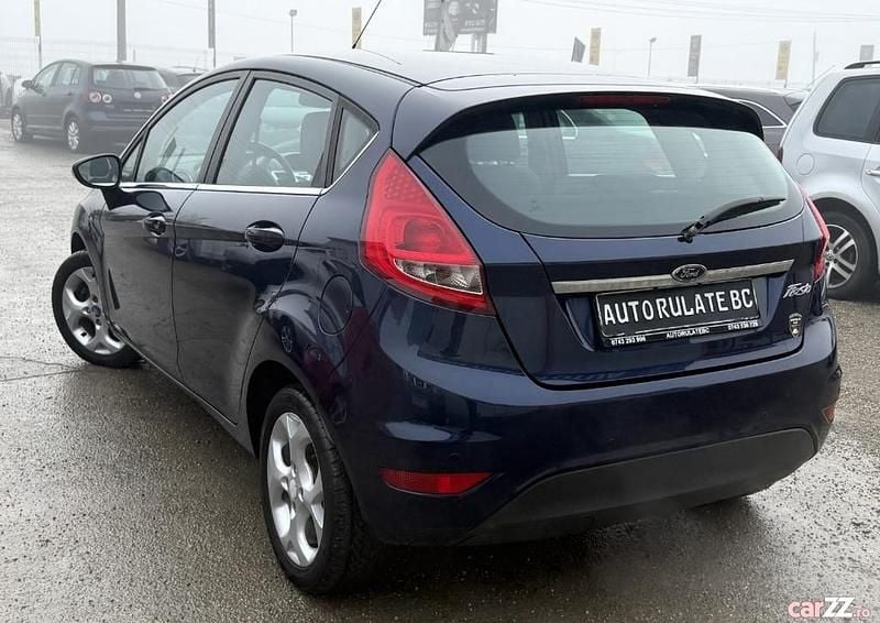 Second-hand Ford Fiesta 82 CP (60 kW) 2010 Hatchback