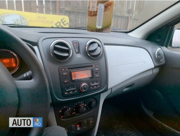 Second-hand Dacia Logan 75 CP (55 kW) 2013 Berlinǎ