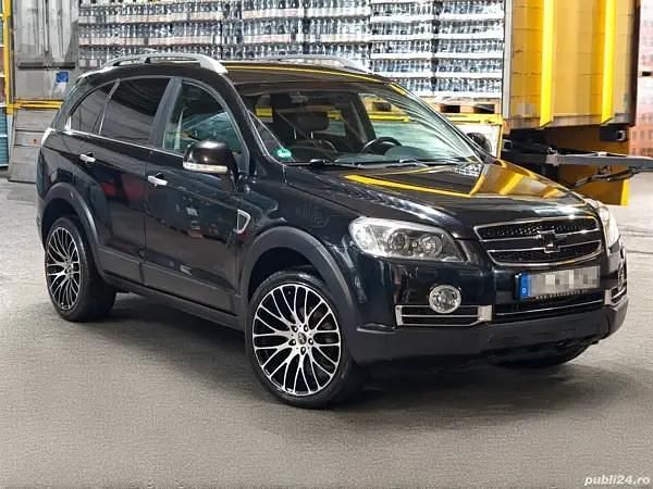 Second-hand Chevrolet Captiva 150 CP (110 kW) 2008 Negru SUV