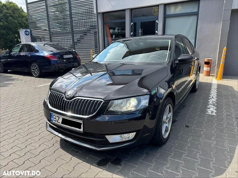 Culoarenegru Utilizat 2013 Skoda Octavia Style Berlinǎ | 8.400 EUR (Preț OK) - Imagine 1/4
